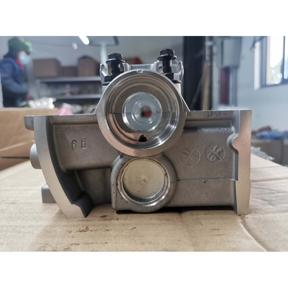 Hyundai Accent 1.5 Enjeksiyonlu 1995-2000 Silindir Kapağı