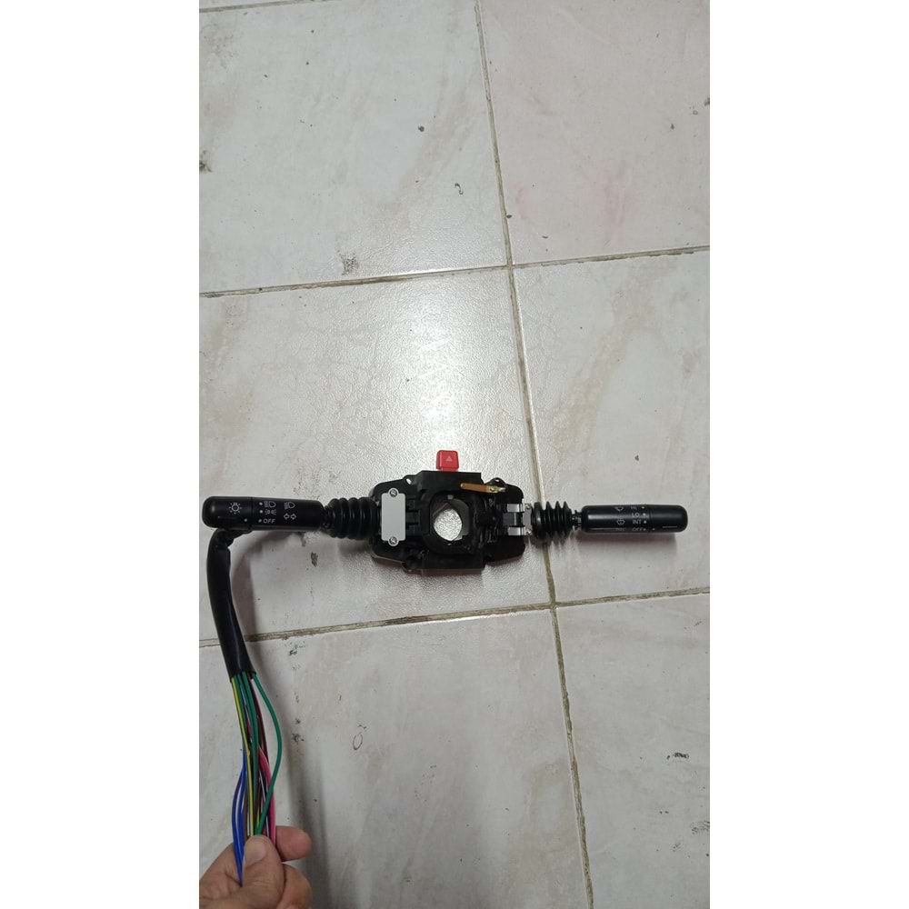 Suzuki Swift 90-92 Far Sinyal Silecek kumanda Kolu Sol