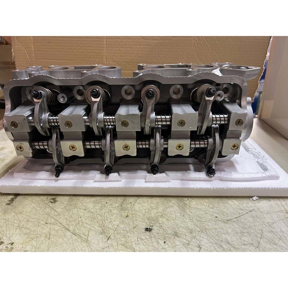 Suzuki Swift 1.3 1990-20001 G13BA Silindir Kapağı Dolu