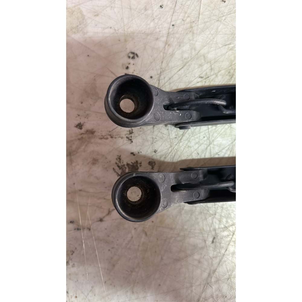 ÖN SİLECEK KOLU SUZUKİ GRAND VİTARA 06-12 Sağ Sol