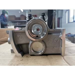 Hyundai Accent 1.5 Enjeksiyonlu 1995-2000 Silindir Kapağı