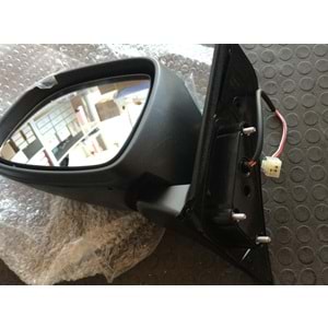 Suzuki SX4 06-12 sedici AYNA Elektrikli Sol Kare Soket